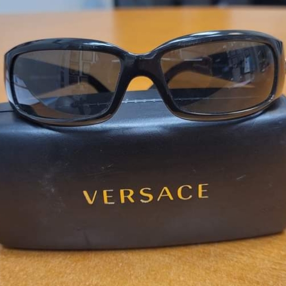 Designer glasses - Picture 4 of 12